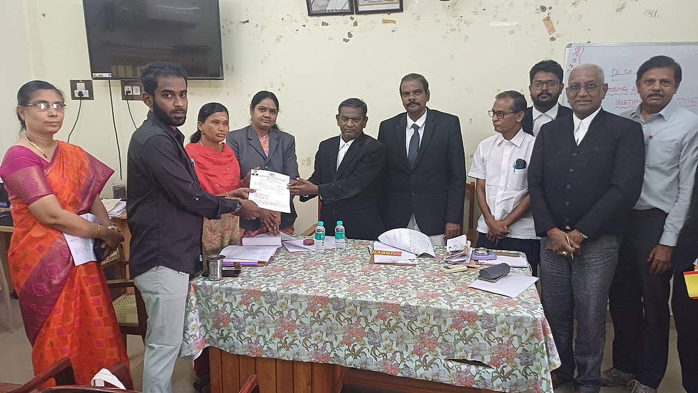 தேசிய லோக் அதாலத்: தமிழகத்தில் 1.03 லட்சம் வழக்குகளுக்கு தீா்வு!