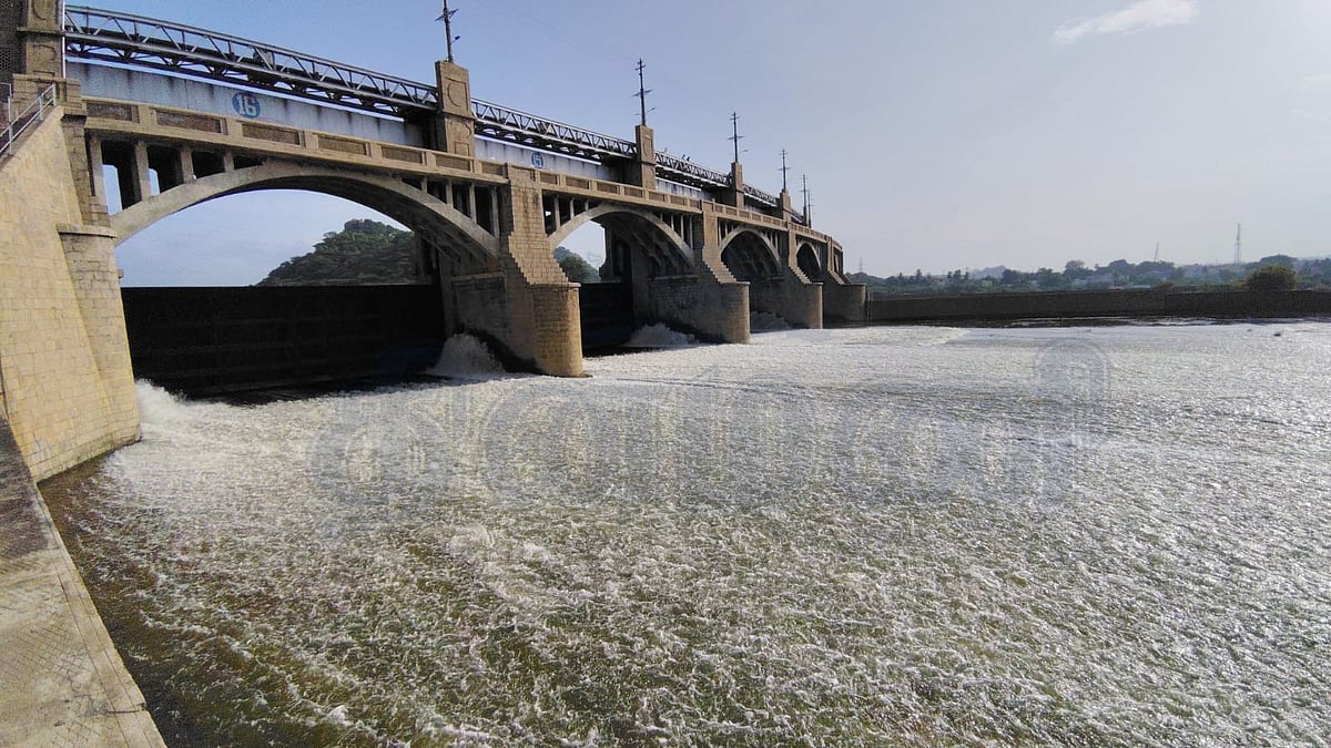 மேட்டூர் அணை நீர்மட்டம் குறைந்தது!
