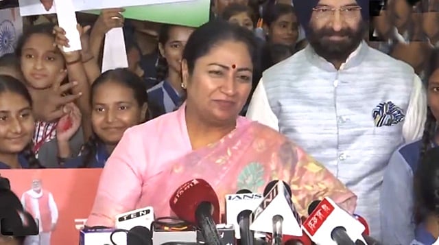 நாட்டின் ஒற்றுமைக்காகப் பாடுபட்டவர் சர்தார் படேல்: தில்லி முதல்வர்!