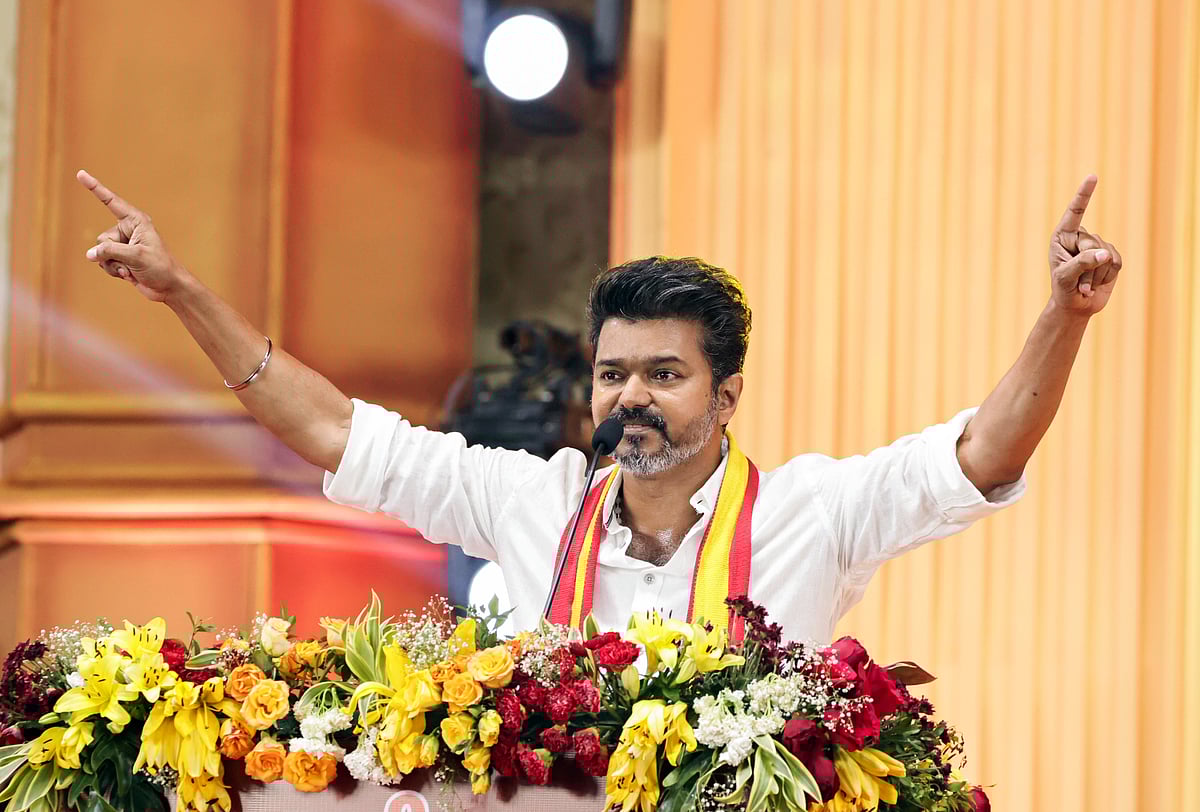 புதுவையில் தவெக தலைவர் விஜய்! 