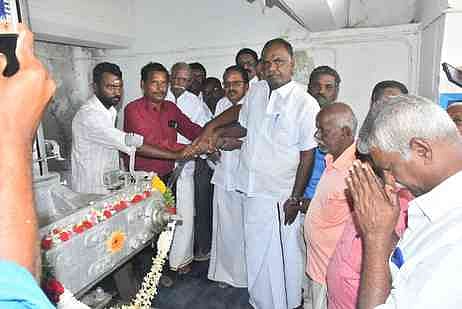 கருப்பாநதி அணையிலிருந்து தண்ணீா் திறப்பு