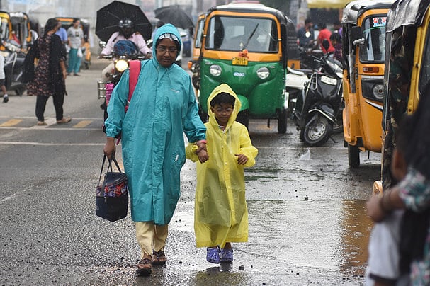 அடுத்த 3 மணி நேரத்துக்கு எந்தெந்த மாவட்டங்களில் மழை பெய்யும்?