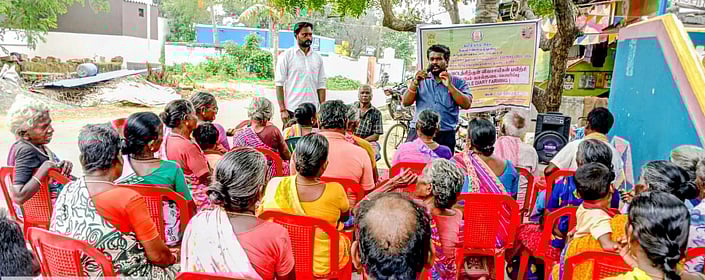 விவசாயிகளுக்கு லாபகரமான கால்நடை வளா்ப்பு குறித்த பயிற்சி