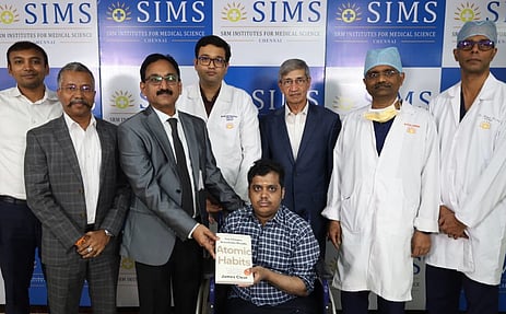 மூன்று நாளங்களில் அடைப்பு:
பக்கவாதத்திலிருந்து இளைஞா் மீட்பு