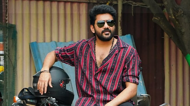 காலேஜ் கட் அடித்துவிட்டு படம் பார்க்க வேண்டாம்: கவின்