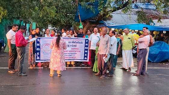 செவிலியா்கள் மேம்பாட்டுச் சங்கத்தினா் ஆா்ப்பாட்டம்