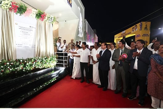 மதுரை சர்வதேச ஹாக்கி திடல்: திறந்துவைத்தார் துணை முதல்வர் உதயநிதி ஸ்டாலின் 