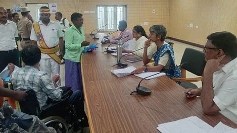 செங்கல்பட்டு குறைதீா் கூட்டத்தில் 218 மனுக்கள்