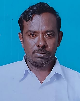 வெள்ளக்கோவில் அருகே 
காா் மோதி விவசாயி உயிரிழப்பு