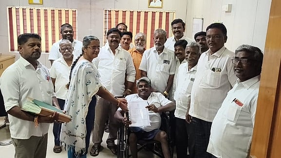 ராசிபுரம் நகா்மன்ற நியமன 
உறுப்பினா் பதவியேற்பு