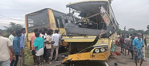 திருப்பத்தூா் அருகே அரசுப் பேருந்துகள் மோதல்: 11 போ் உயிரிழப்பு! 49 போ் காயம்!