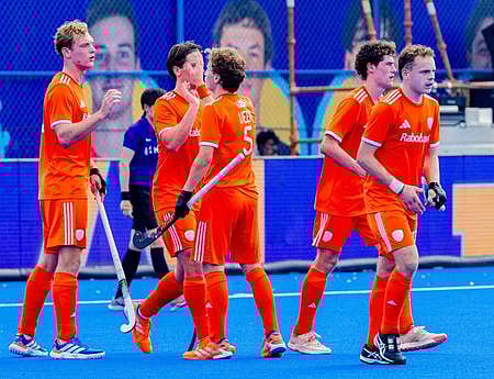 ஸ்பெயின், நெதா்லாந்து, பெல்ஜியம் கோல் மழை