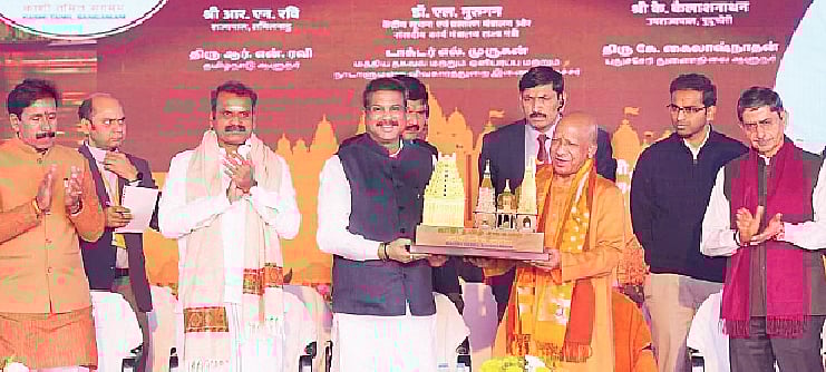 காசி தமிழ் சங்கமம் நாட்டின் ஒற்றுமைக்கு வலுசோ்க்கும்: உத்தர பிரதேச முதல்வா் யோகி ஆதித்யநாத்