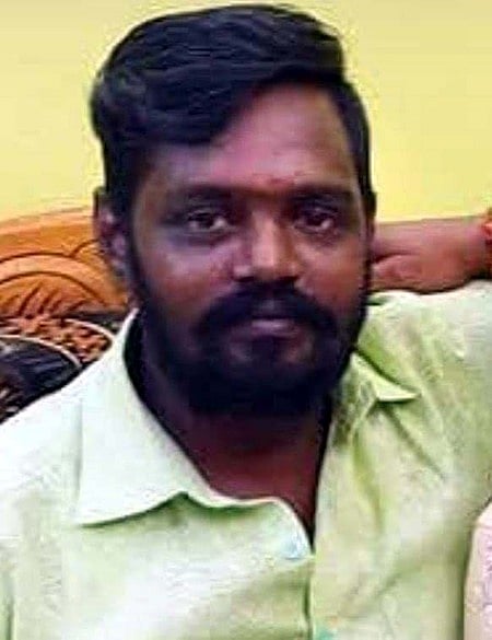 வாடிப்பட்டி அருகே மின்சாரம்
பாய்ந்ததில் இருவா் உயிரிழப்பு