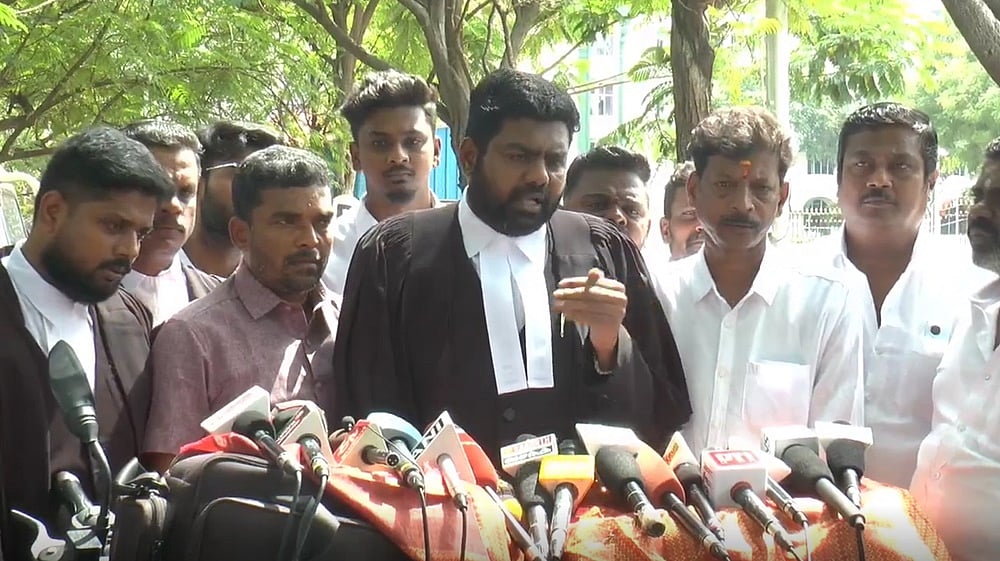 திருப்பரங்குன்றம் தீப விவகாரம்: இந்துக்களுக்கு எதிராக அரசு  செயல்படுகிறது - வழக்குரைஞர் குற்றச்சாட்டு