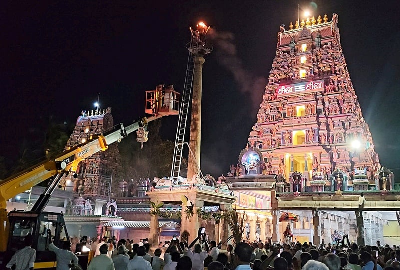 அவிநாசி கோயில்களில் காா்த்திகை தீபத் திருவிழா