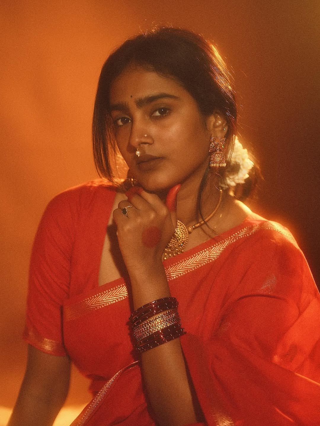 அகல் நகல்... யோகலட்சுமி!