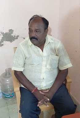 பட்டா மாறுதலுக்கு லஞ்சம்: கிராம நிா்வாக அலுவலா் கைது