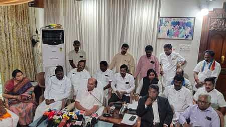 என் பெயரை அன்புமணி பயன்படுத்தக் கூடாது : ராமதாஸ் எச்சரிக்கை