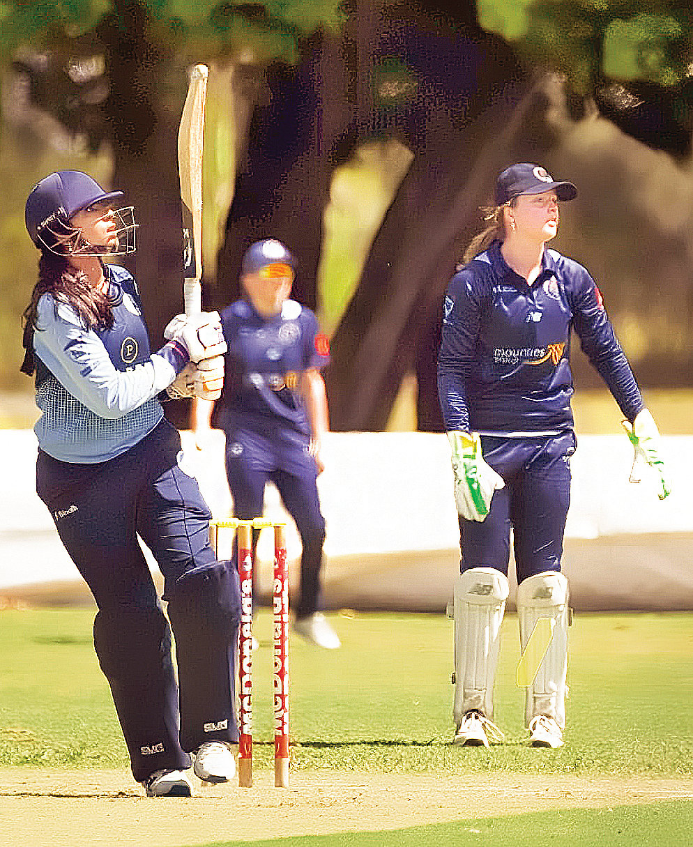 ஆஸ்திரேலியாவில் அசத்தும் தமிழ் மாணவி