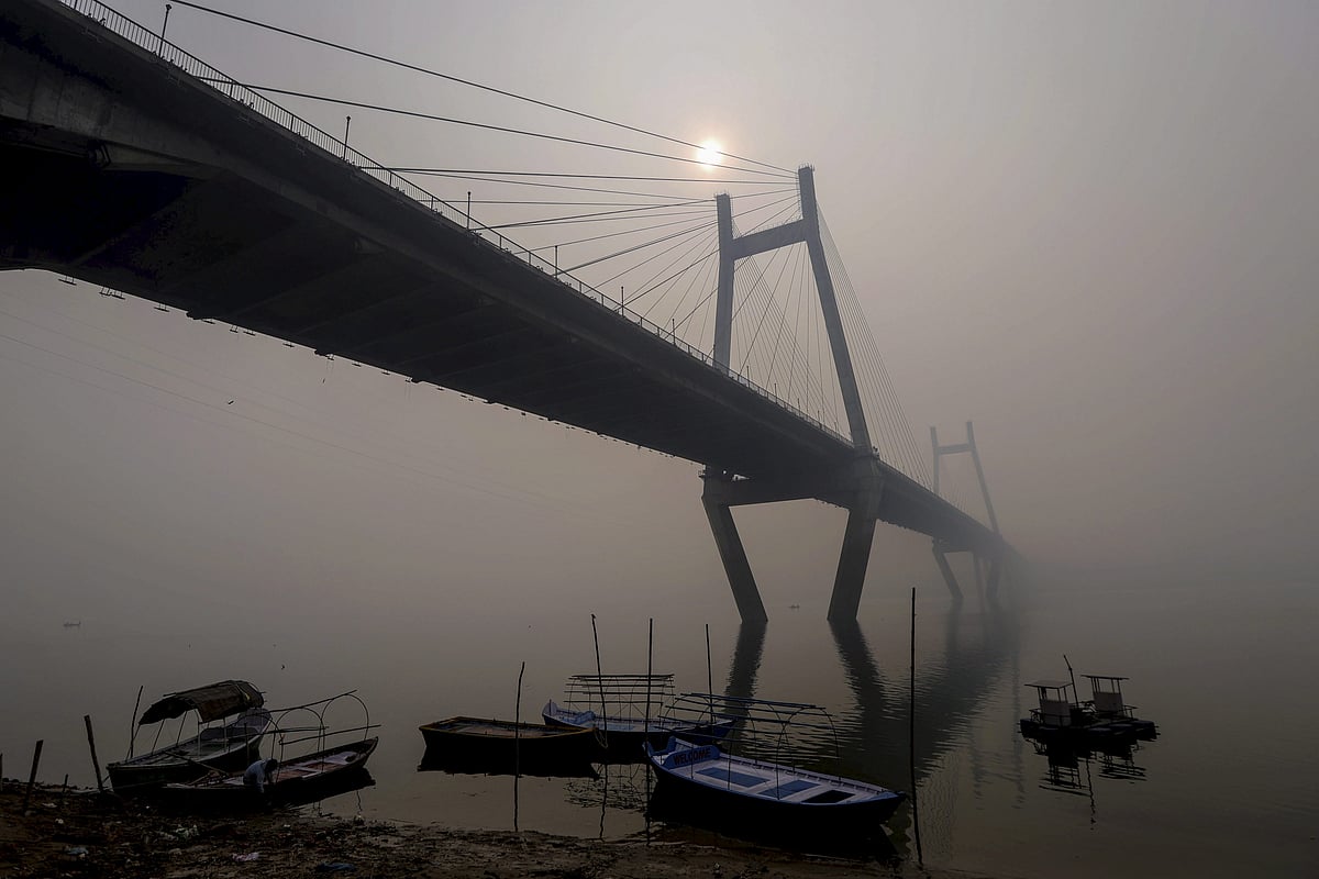 வதைக்கும் மூடுபனி - புகைப்படங்கள்