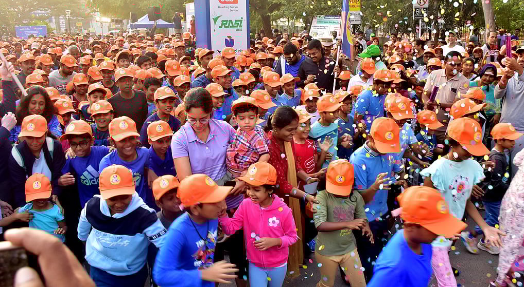 குழந்தைகளுக்கான நீரிழிவு நோய்
கோவையில் விழிப்புணா்வு ஓட்டம்