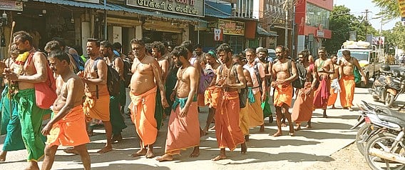 மாா்கழி மாத பிறப்பு: திருச்செந்தூா் கோயிலில் அதிகாலை 3 மணிக்கு நடை திறப்பு