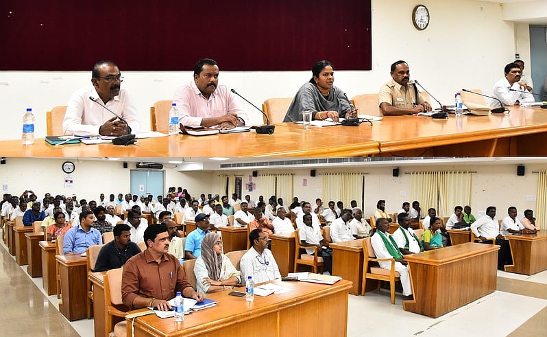 எருது விடும் விழா நடத்த 5 மணி நேரம் அனுமதி: திருப்பத்தூா் ஆட்சியா்