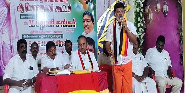தென்காசி மாவட்ட தேமுதிக நிா்வாகிகள் ஆலோசனைக் கூட்டம்