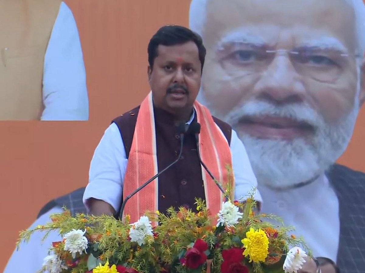 ராகுல் பகுதி நேர அரசியல்வாதி
- பாஜக தேசிய செயல் தலைவா் நிதின் நவீன் விமா்சனம்