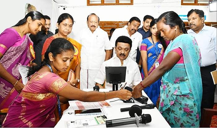 மகளிர் உரிமைத் திட்ட விரிவாக்கம்: முதல்வர் இன்று தொடக்கிவைக்கிறார்!