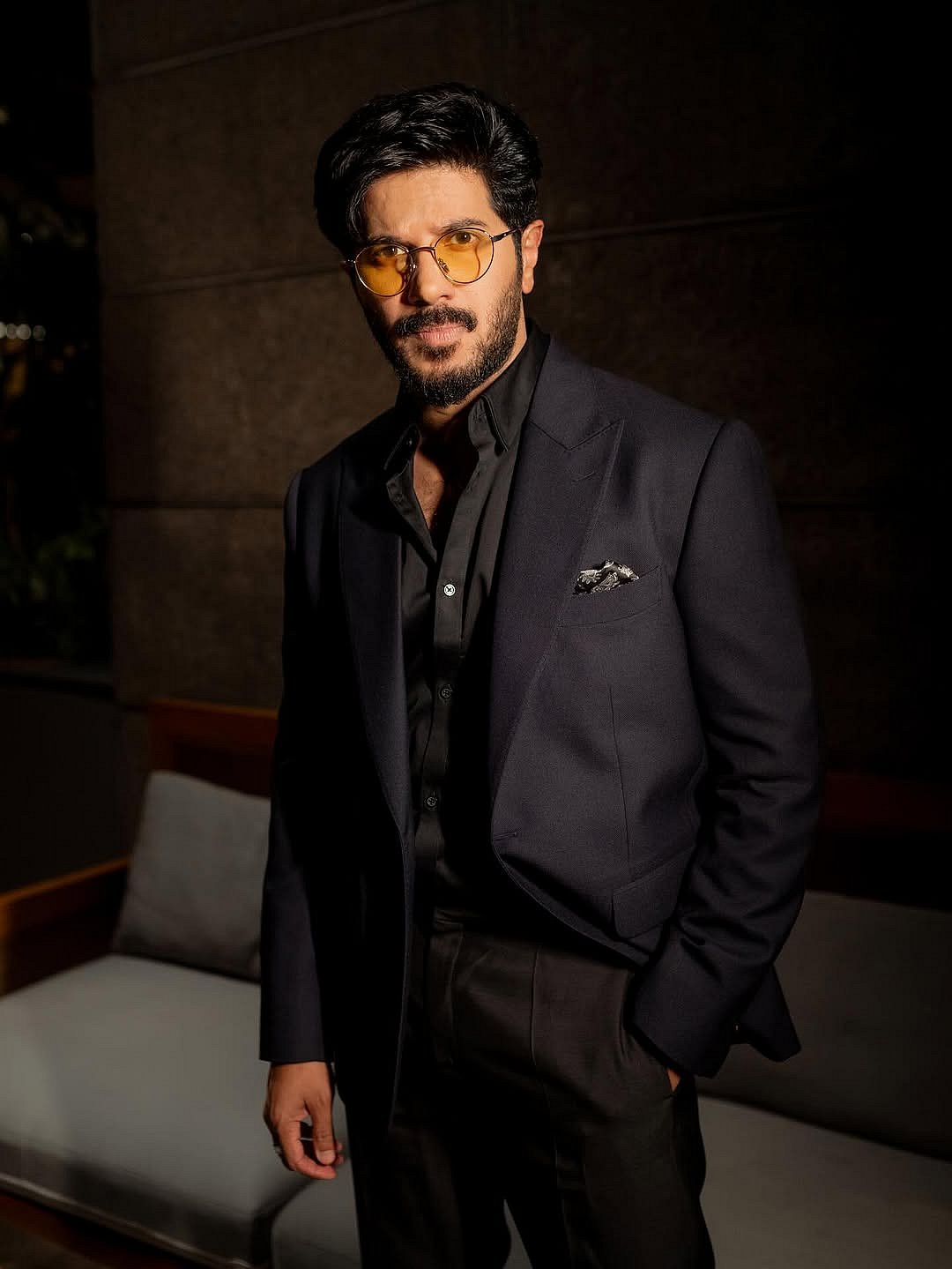 நேர்த்தியின் கம்பீரம்... துல்கர் சல்மான்!