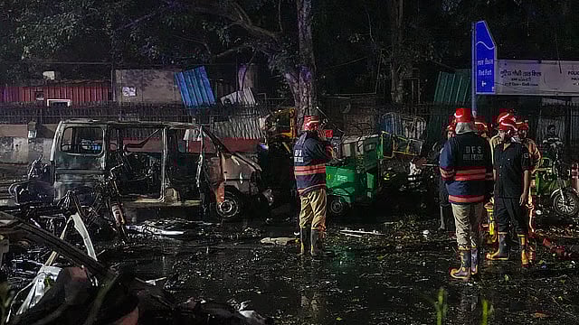 தில்லி கார் வெடிப்பு! தேர்தல் களமான பிகாரில் பாதுகாப்பு அதிகரிப்பு!