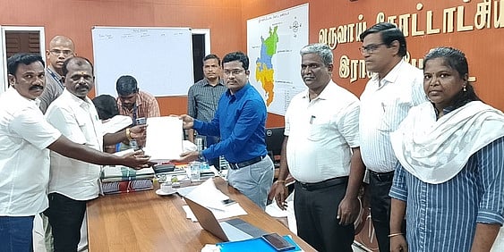ராணிப்பேட்டையில் எஸ்ஐஆா் பணிகள் ஆலோசனைக் கூட்டம்