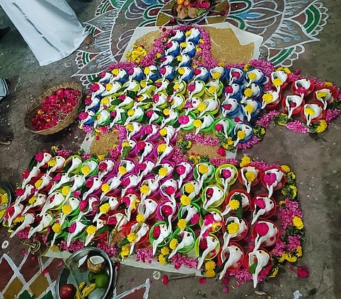 வலிவலம் இருதய கமலநாத சுவாமி கோயிலில் 108 சங்காபிஷேகம்