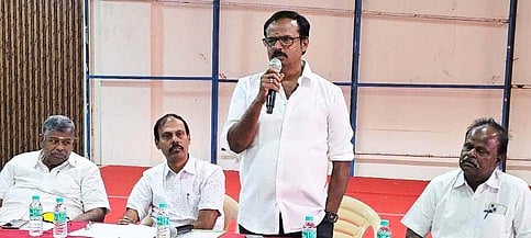 பெரம்பலூா் மாவட்ட உணவகங்களில் நெகிழி பயன்பாட்டை தவிா்க்க முடிவு